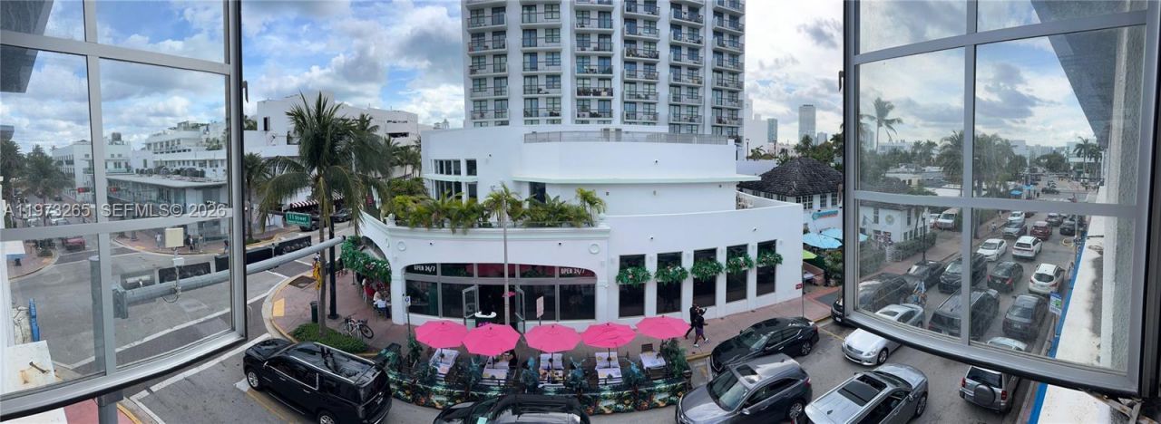 1100 Collins Ave , Unit 303, Miami Beach, FL 33139 Photo