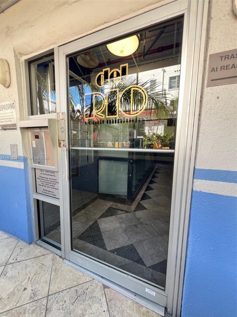 1100 Collins Ave , Unit 303, Miami Beach, FL 33139 Photo