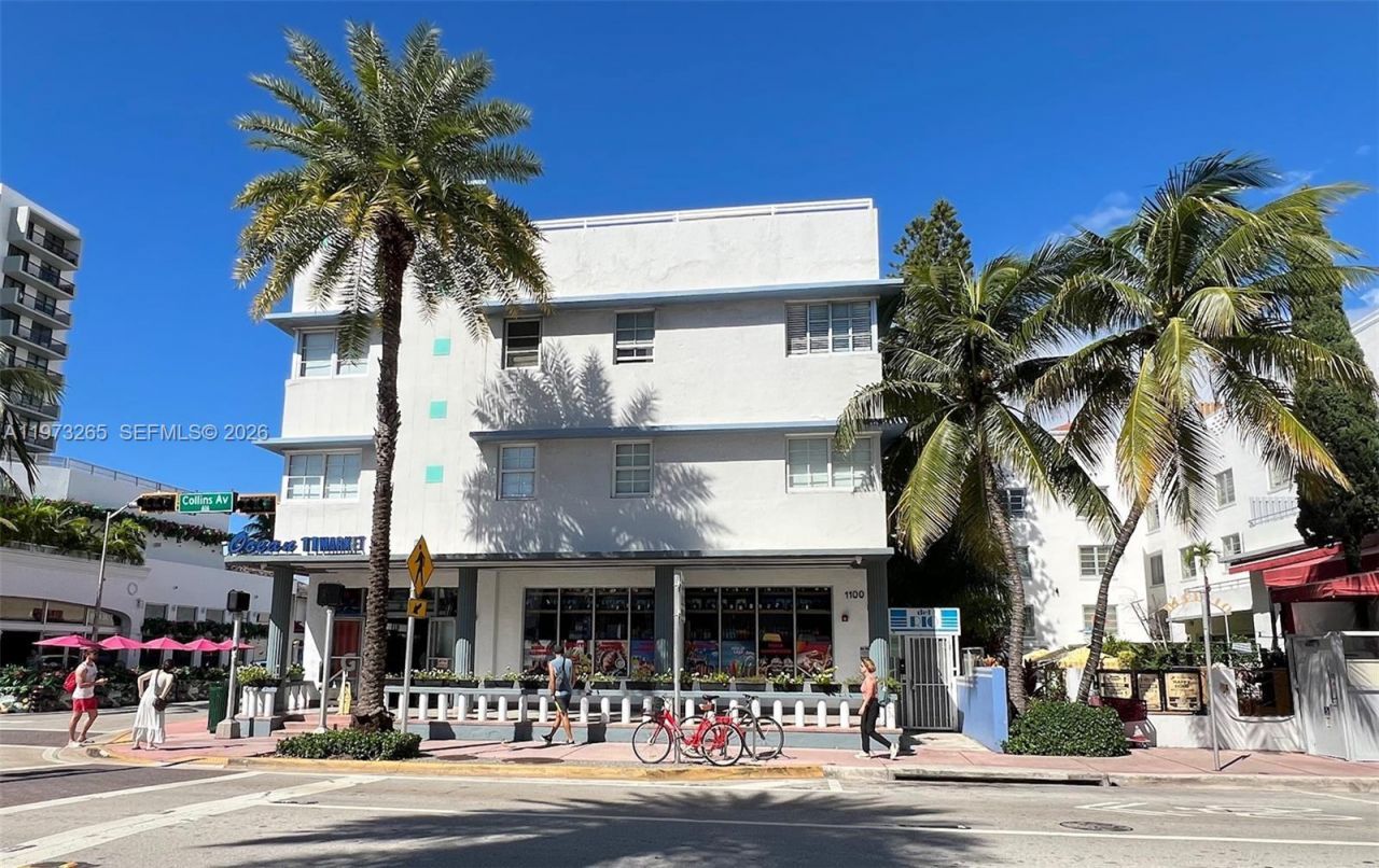 1100 Collins Ave , Unit 303, Miami Beach, FL 33139 Photo