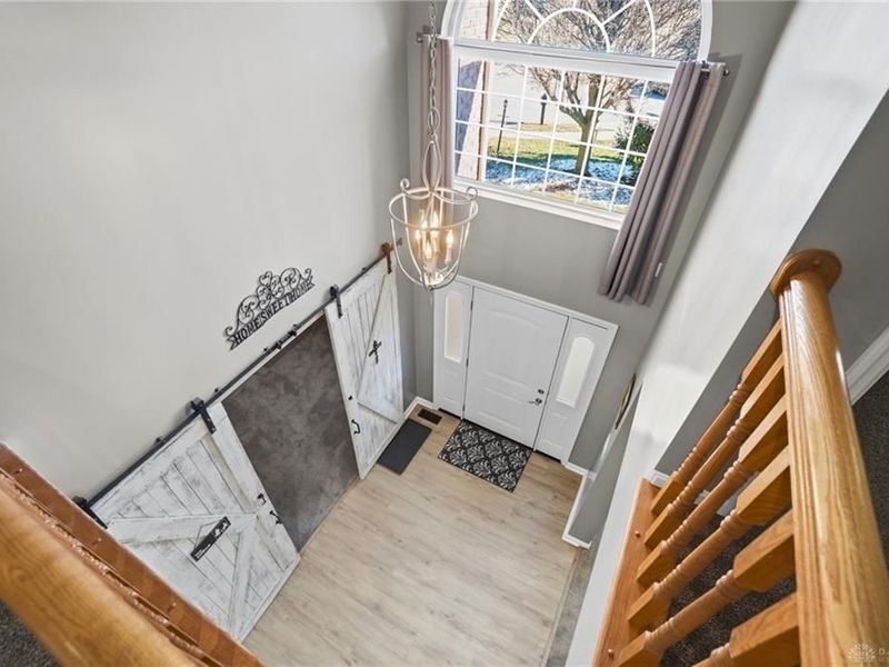 206 Cloverleaf Circle, Englewood, OH 45322 Photo 10