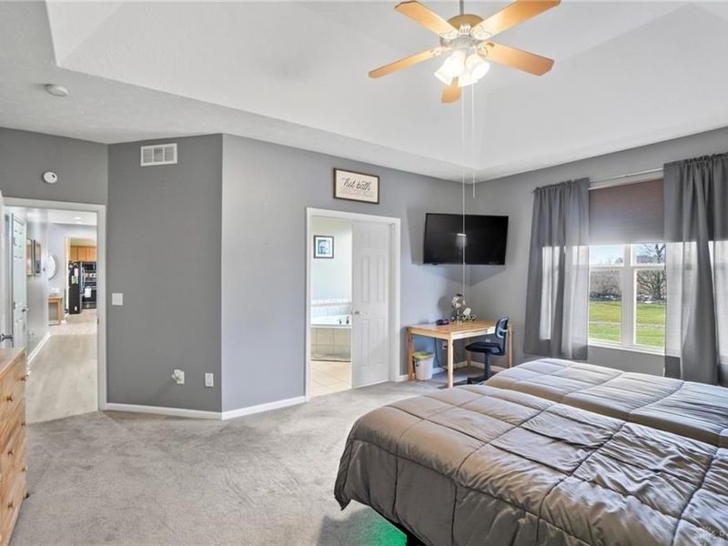 206 Cloverleaf Circle, Englewood, OH 45322 Photo 32