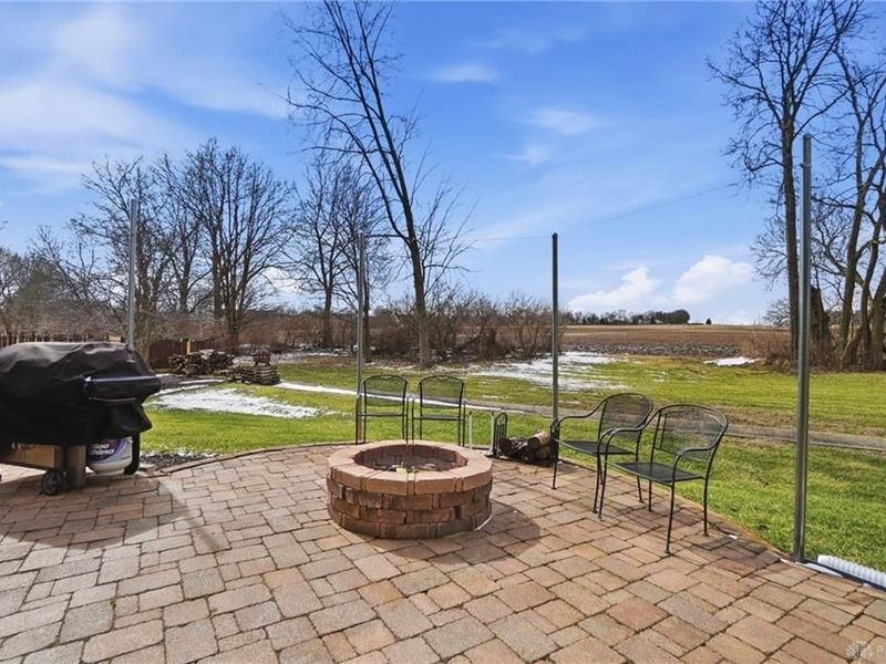 206 Cloverleaf Circle, Englewood, OH 45322 Photo 86