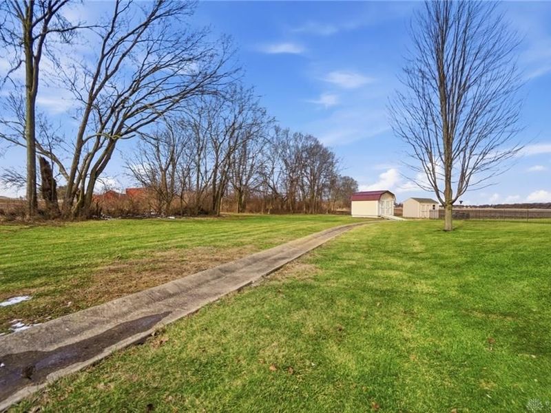 206 Cloverleaf Circle, Englewood, OH 45322 Photo 88