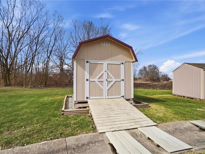 206 Cloverleaf Circle, Englewood, OH 45322 Photo 90