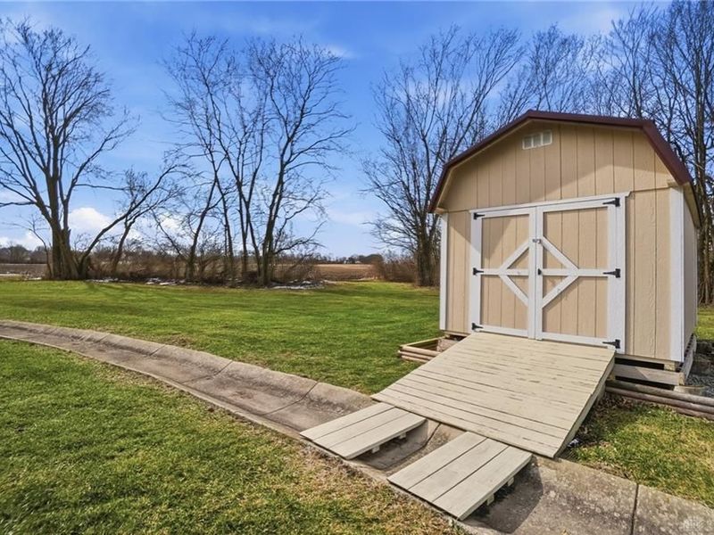 206 Cloverleaf Circle, Englewood, OH 45322 Photo 91