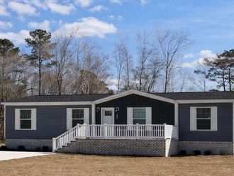 595 Loop Circle Longs, SC 29568