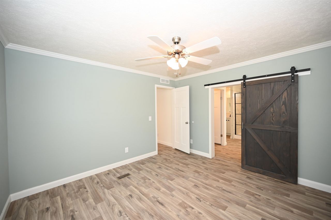 599 Loop Circle Photo 10