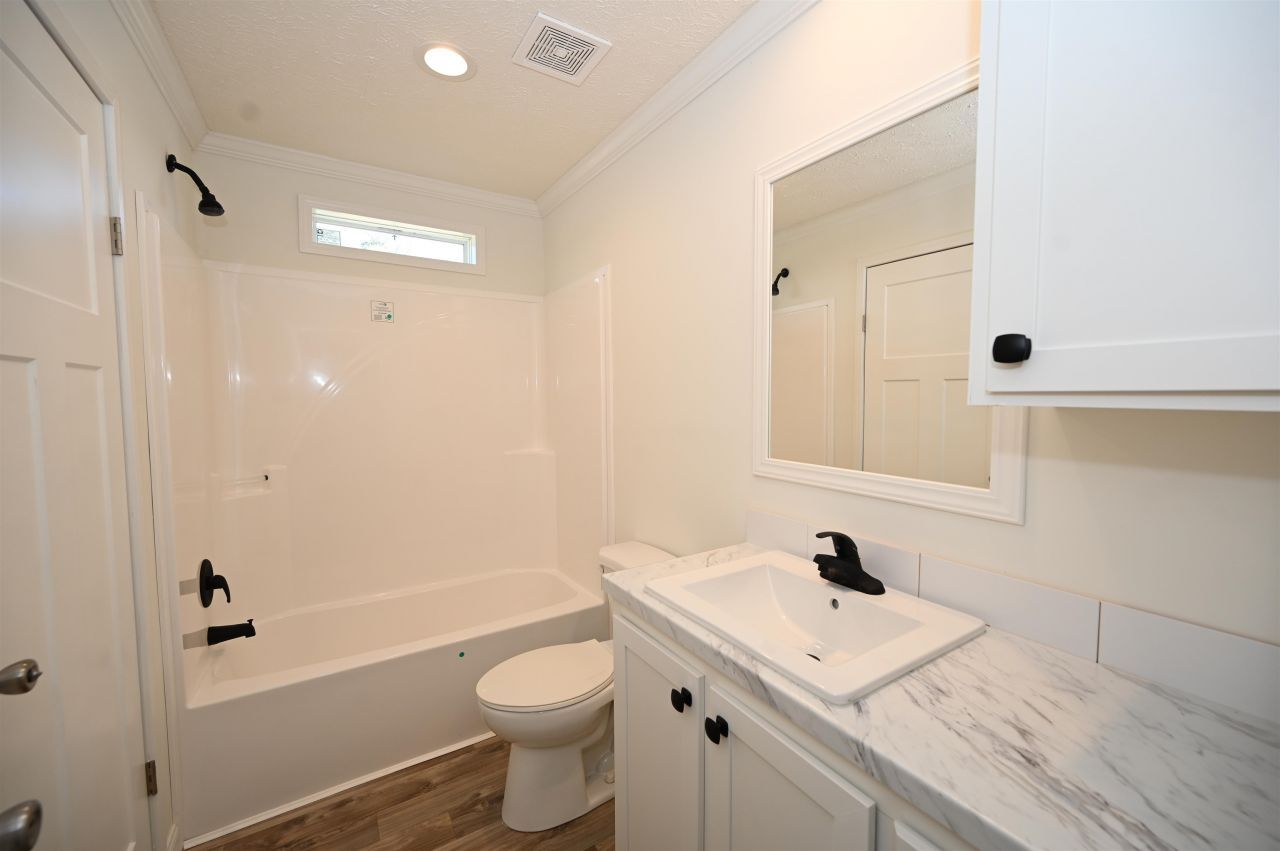 599 Loop Circle Photo 19