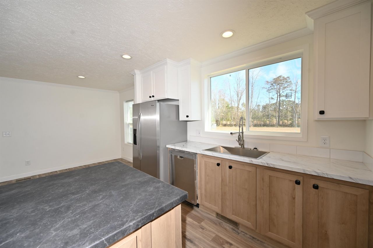 599 Loop Circle Photo 7