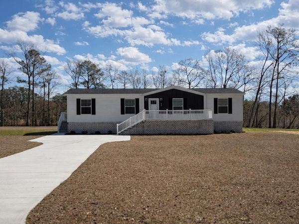 597 Loop Circle , Longs, SC 29568