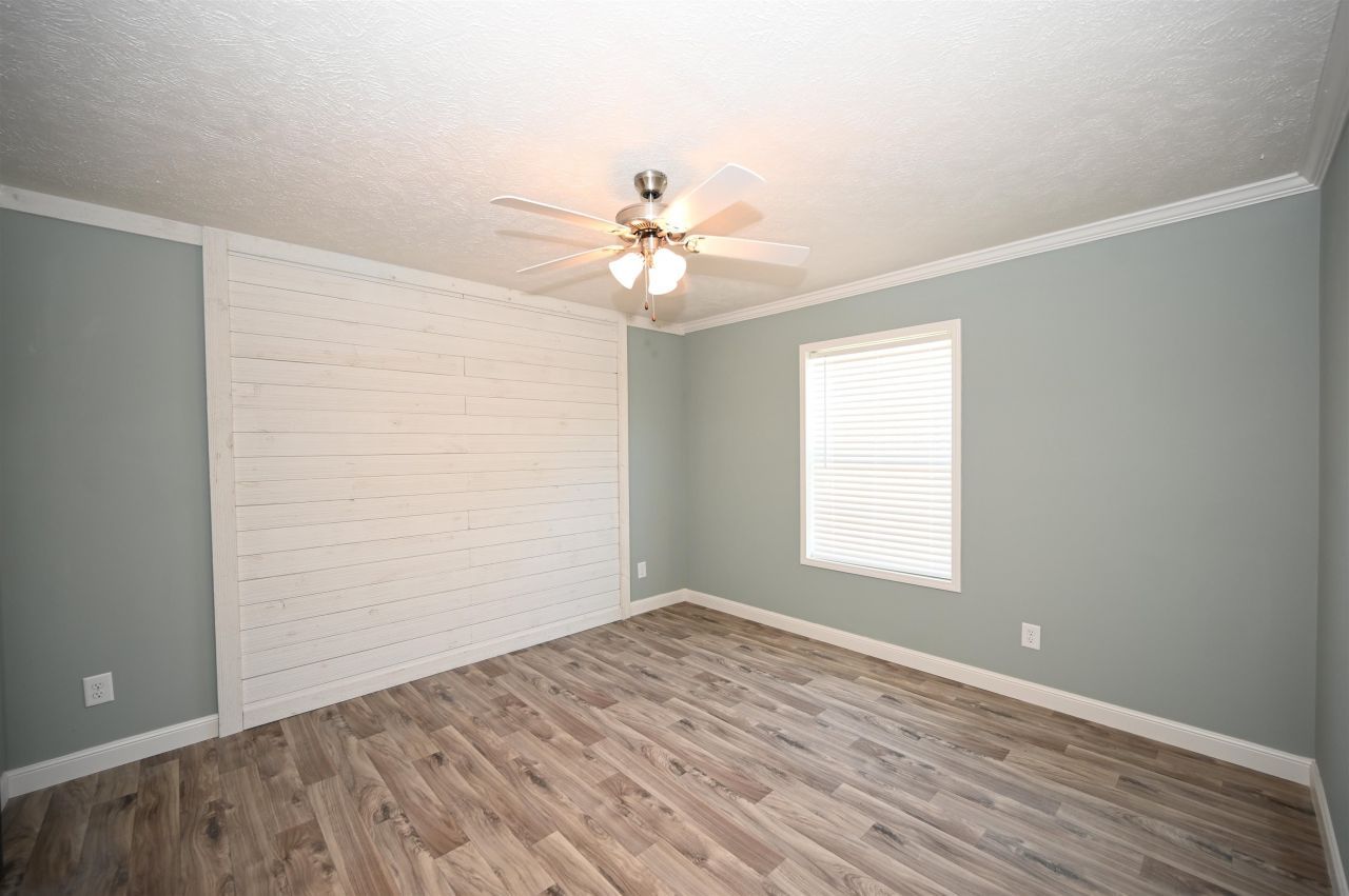 597 Loop Circle Photo 10