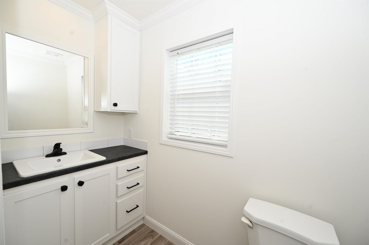 597 Loop Circle Photo 13