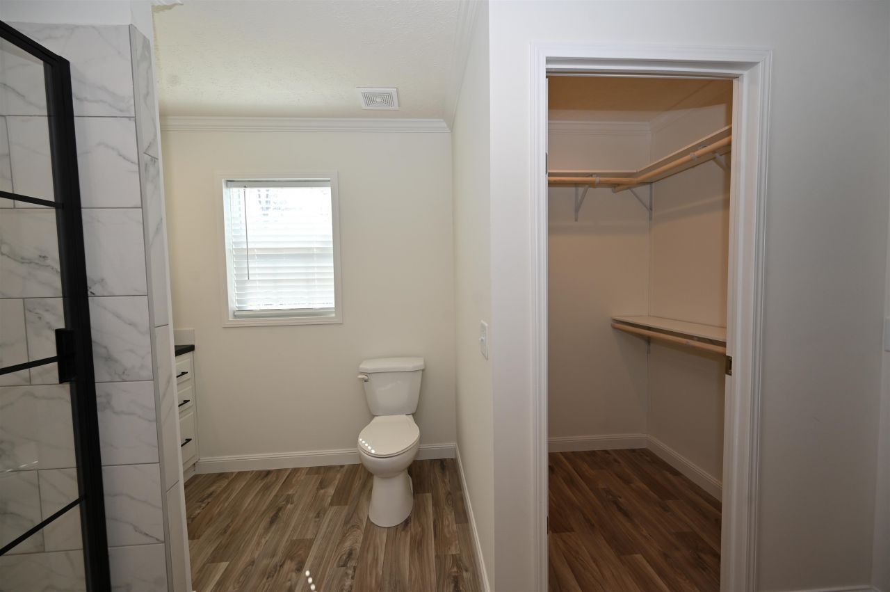 597 Loop Circle Photo 16