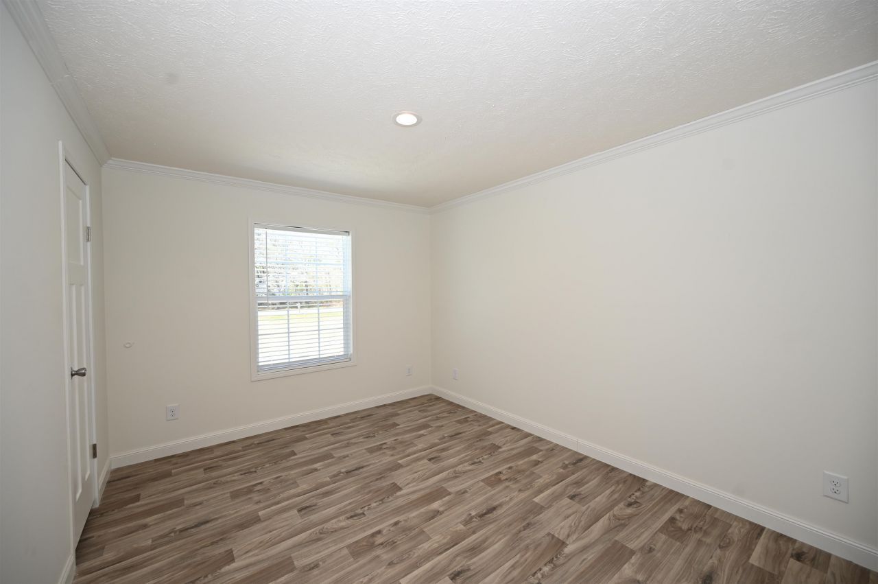 597 Loop Circle Photo 20