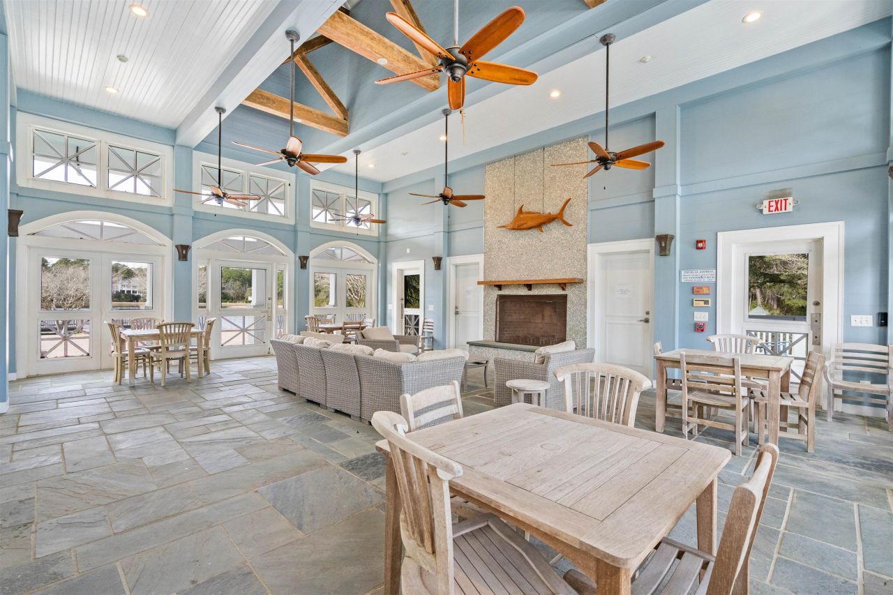 2630 Vanderbilt Blvd.  Photo 23