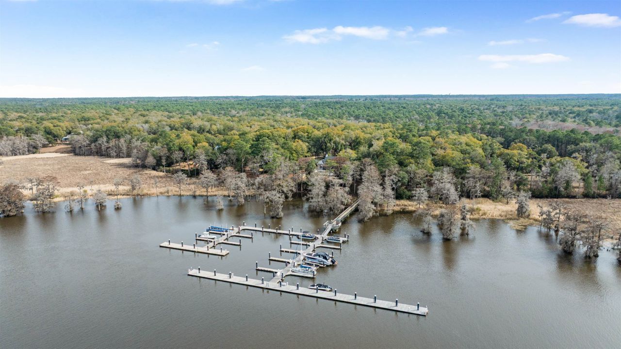 2630 Vanderbilt Blvd.  Photo 29