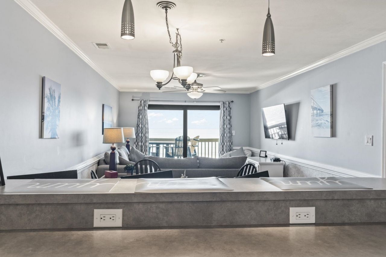 811 N Ocean Blvd.  Photo 5