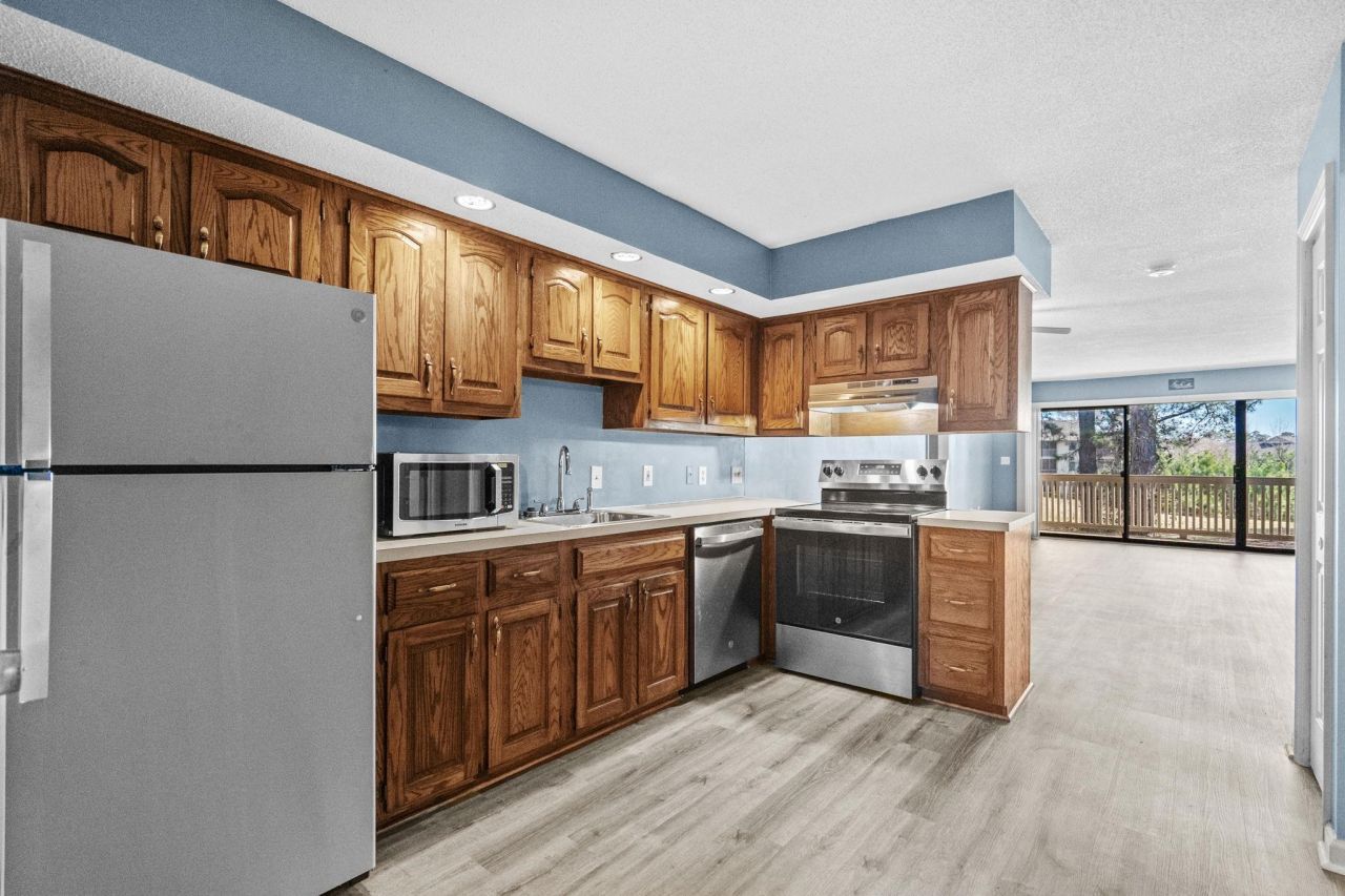 4218 Pinehurst Circle  Photo 15