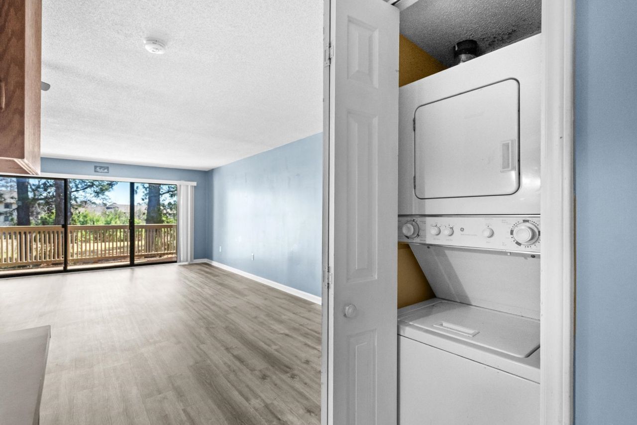 4218 Pinehurst Circle  Photo 26