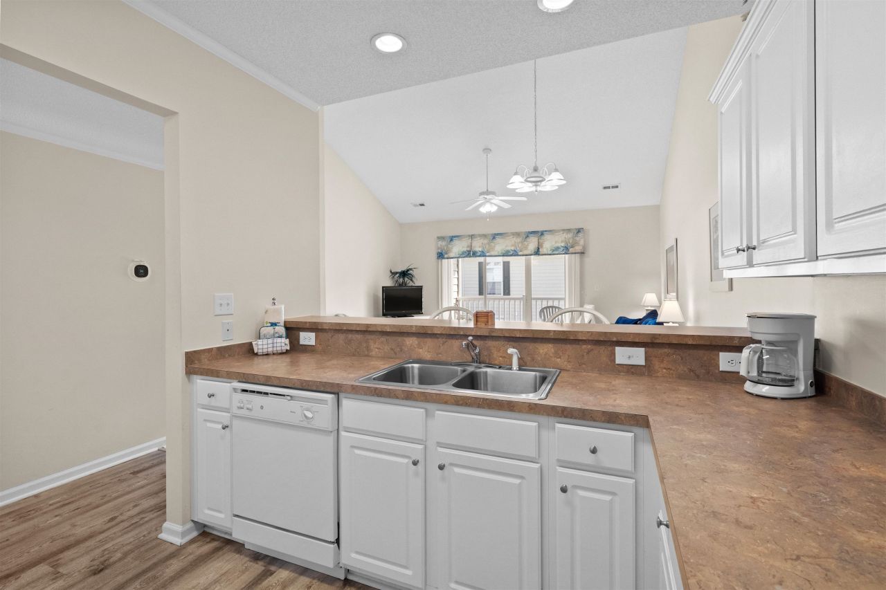 134 Scotch Broom Dr. Photo 6