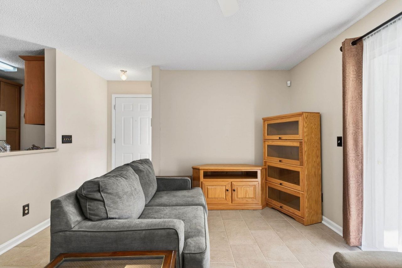 8862 Chandler Dr.  Photo 10