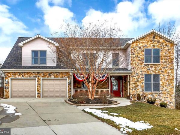 408 GRIST MILL ROAD , HUMMELSTOWN, PA 17036