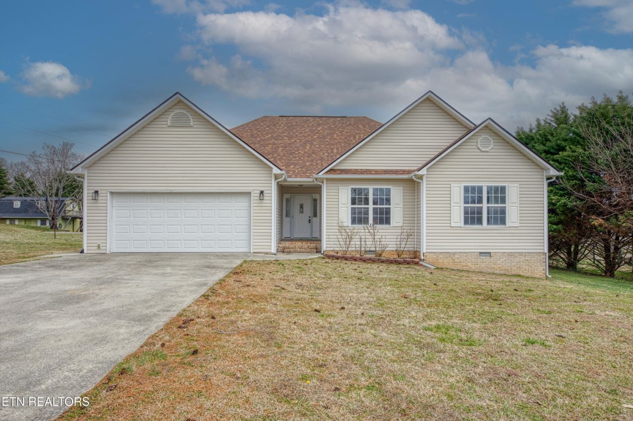 719 Rocky Springs Rd, Madisonville, TN 37354 Main Photo