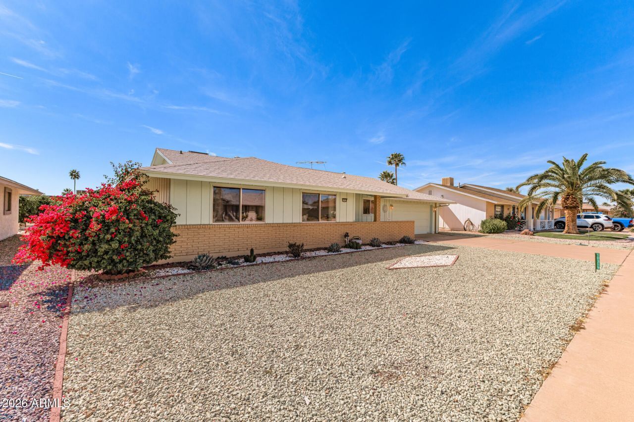 10319 W Twin Oaks Drive, Sun City, AZ 85351 Main Photo