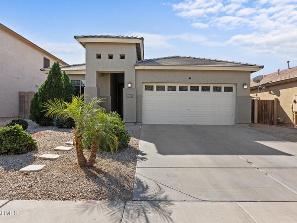 18045 W SUNNYSLOPE Lane, Waddell, AZ 85355