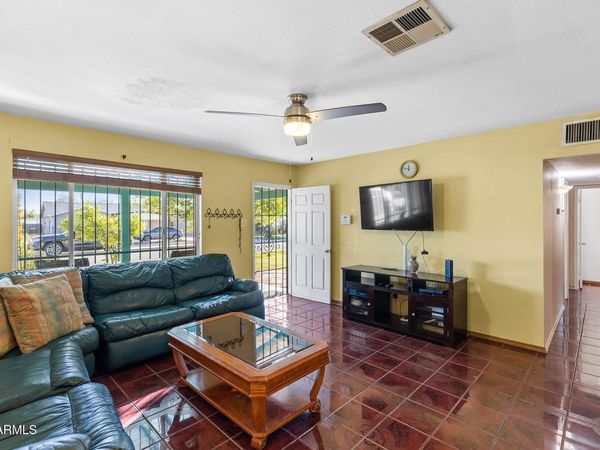 1946 E FAIRMOUNT Avenue, Phoenix, AZ 85016
