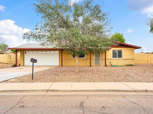 755 S BARKLEY, Mesa, AZ 85204