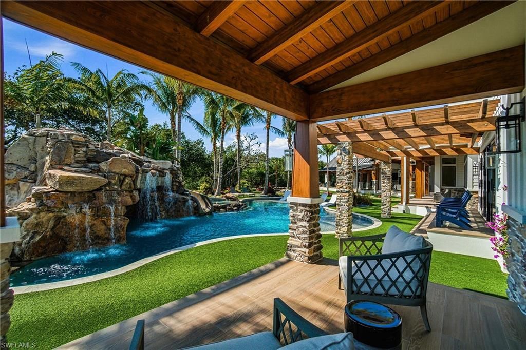 325 Cocohatchee Blvd, Naples, FL 34110 Photo