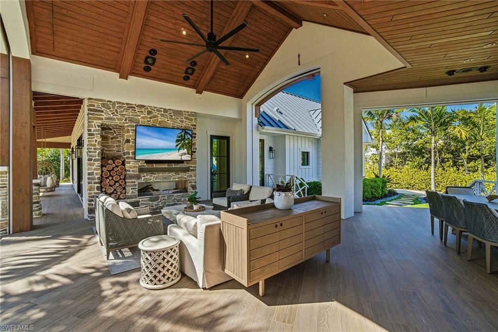325 Cocohatchee Blvd, Naples, FL 34110 Photo