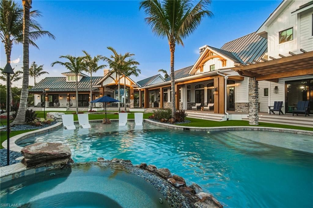 325 Cocohatchee Blvd, Naples, FL 34110 Photo