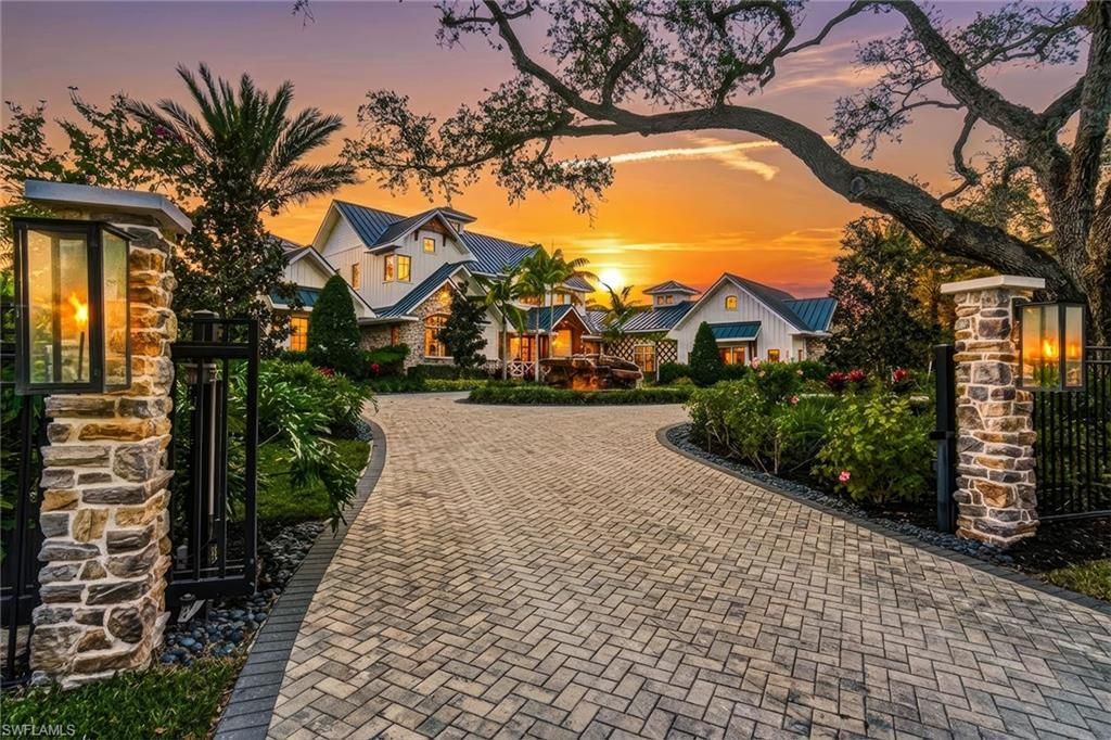 325 Cocohatchee Blvd, Naples, FL 34110 Photo