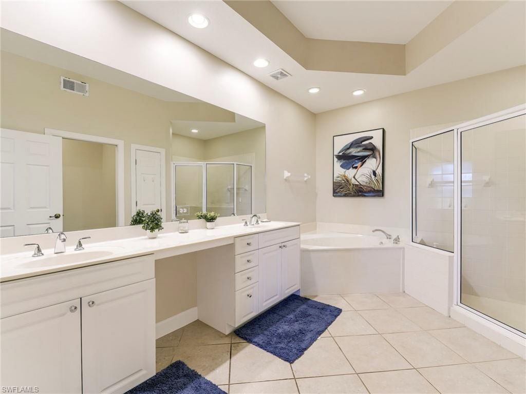 9540 Cypress Hammock Cir, Unit 101, Estero, FL 34135 Photo