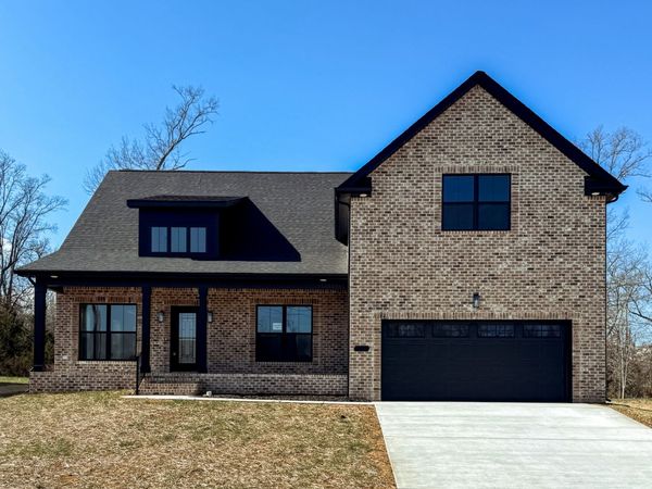 525 McGrath Dr, Smyrna, TN 37167