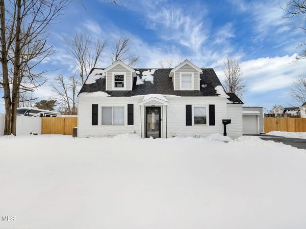 1034 Wayne Road, Rotterdam, NY 12303