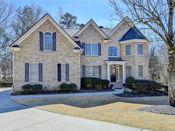 2340 Saxony Trace, Alpharetta, GA 30005