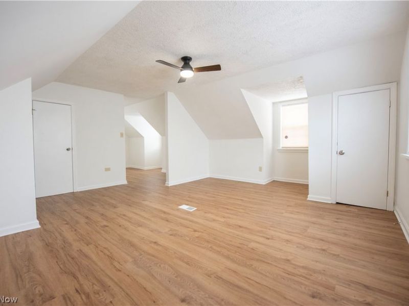 20600 Watson Road, Maple Heights, OH 44137 Photo 27