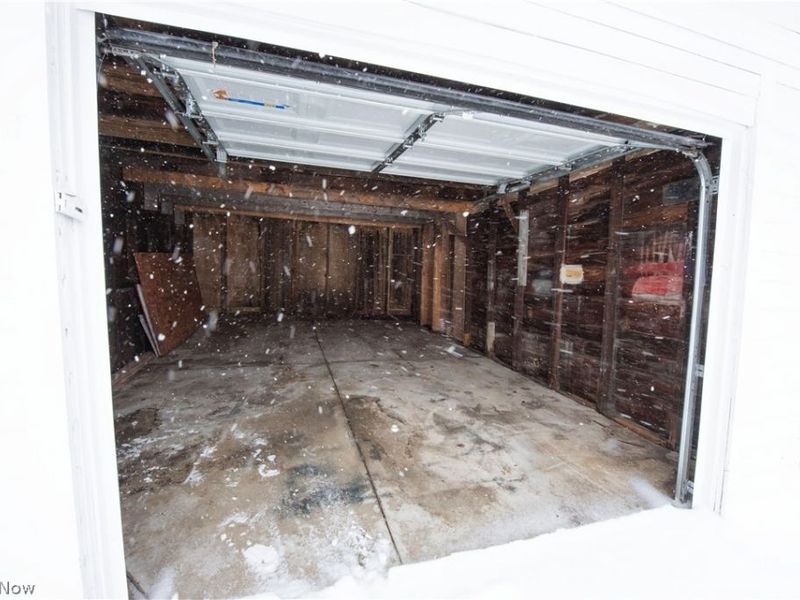 20600 Watson Road, Maple Heights, OH 44137 Photo 41