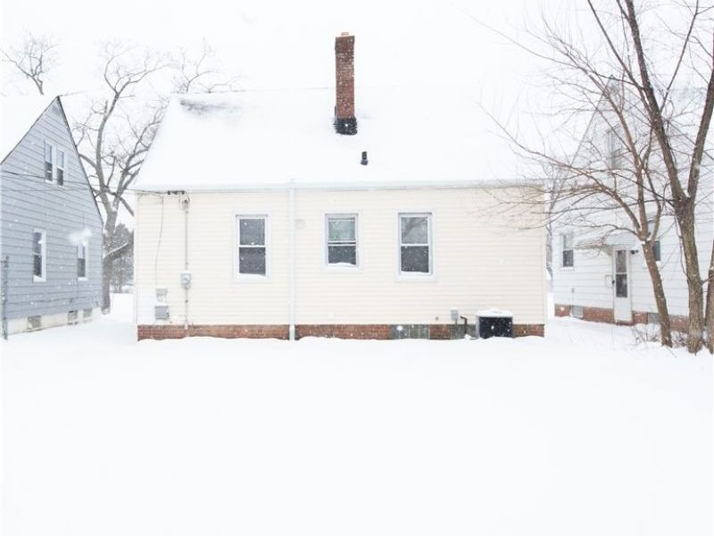 20600 Watson Road, Maple Heights, OH 44137 Photo 42