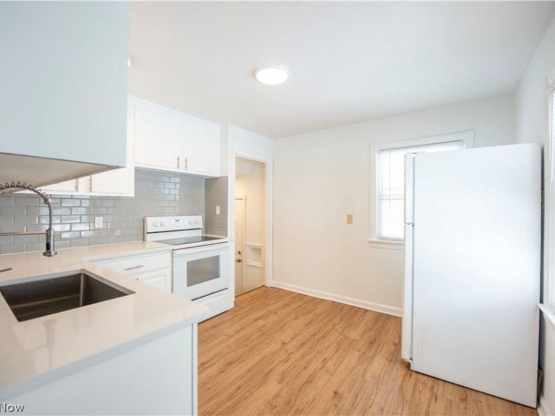 20600 Watson Road, Maple Heights, OH 44137 Photo 6