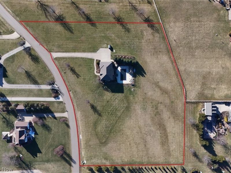 1617 Charolais Street NW, Uniontown, OH 44685 Photo 4