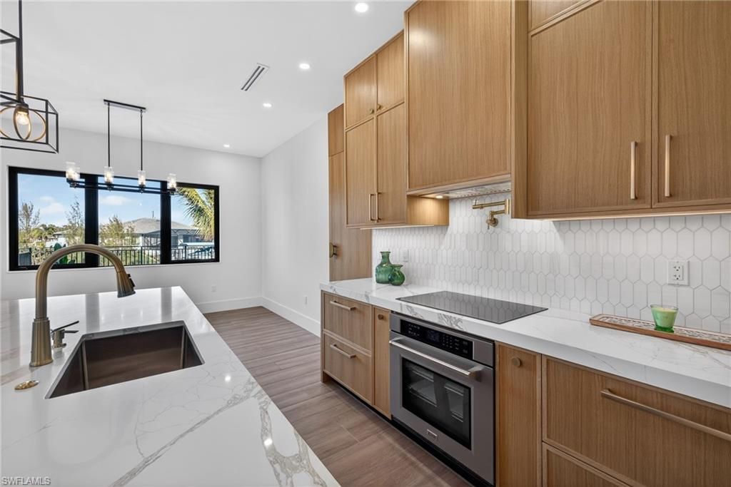 2822 SW 17th Ave, Cape Coral, FL 33914 Photo