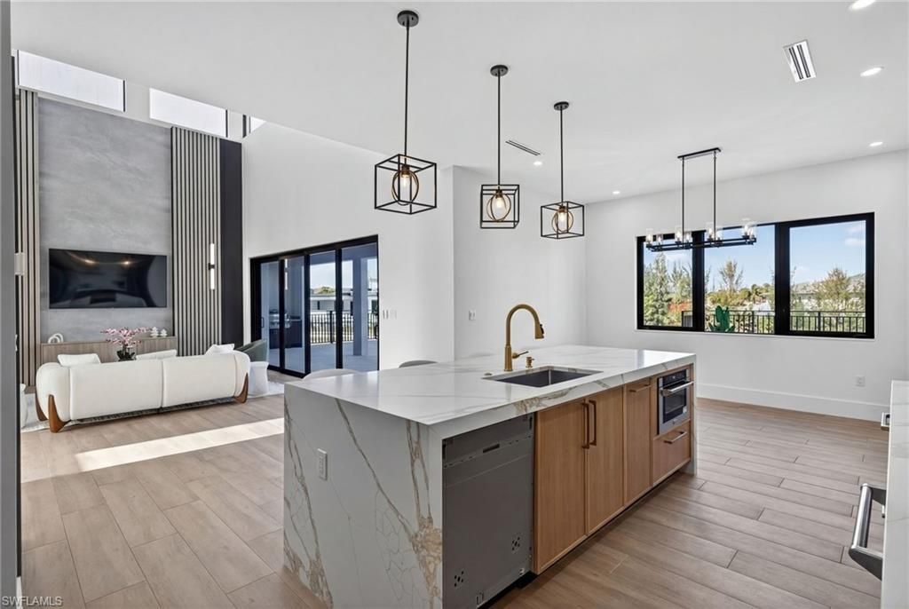 2822 SW 17th Ave, Cape Coral, FL 33914 Photo