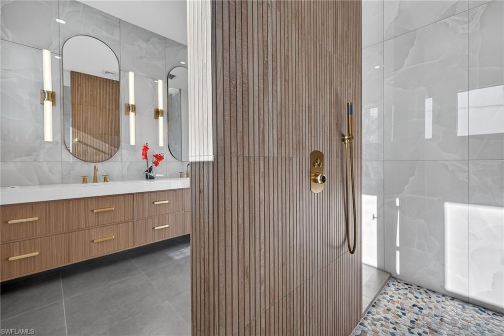 2822 SW 17th Ave, Cape Coral, FL 33914 Photo