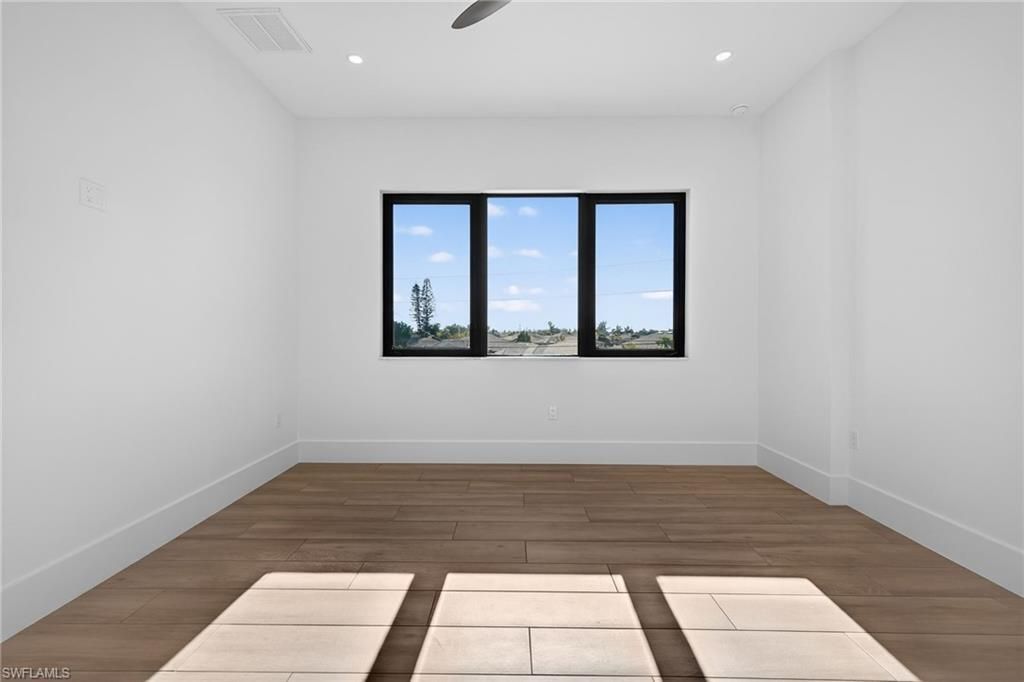 2822 SW 17th Ave, Cape Coral, FL 33914 Photo