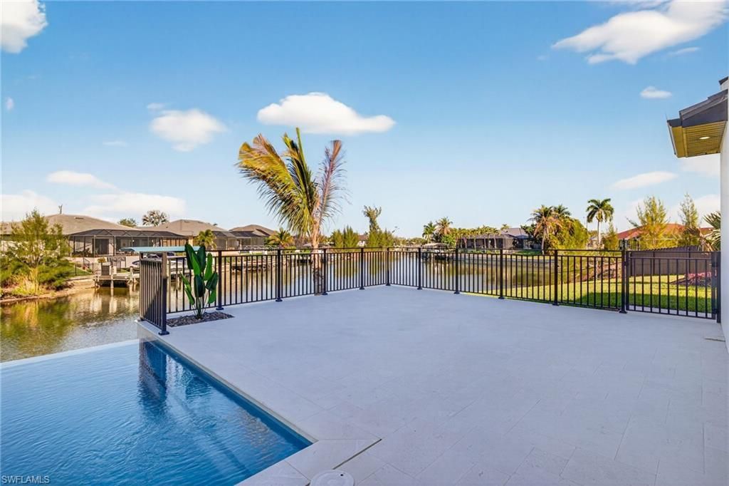 2822 SW 17th Ave, Cape Coral, FL 33914 Photo