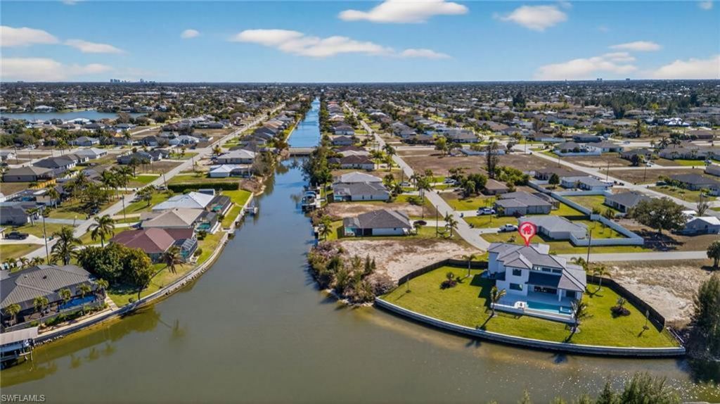 2822 SW 17th Ave, Cape Coral, FL 33914 Photo